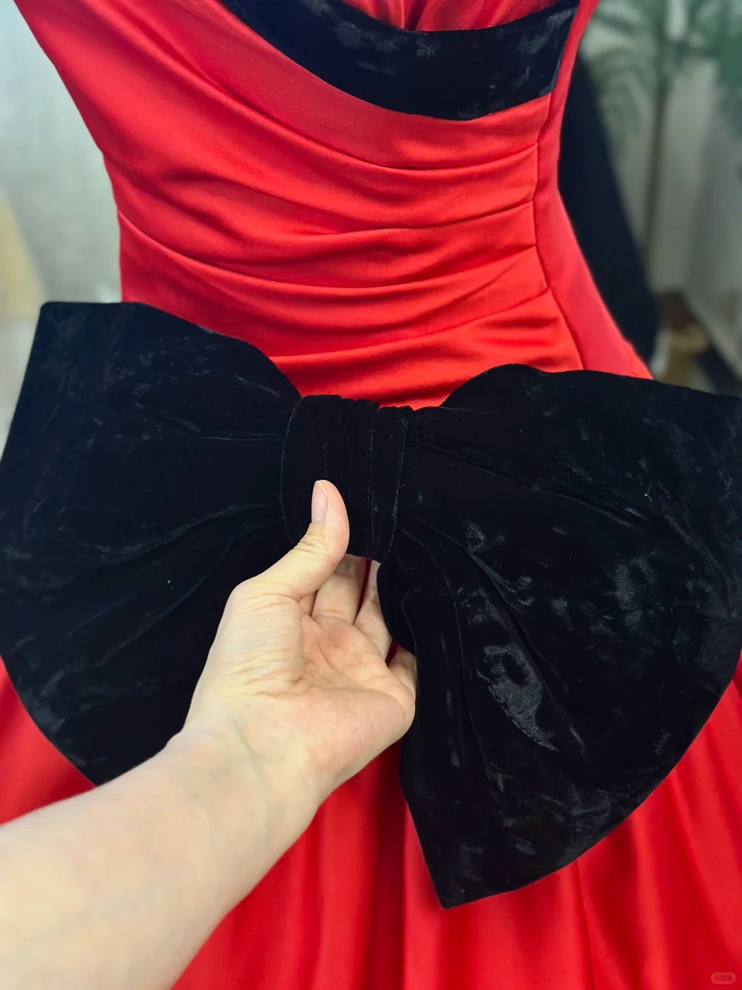 Pretty Prom Dress A Line V-neck Pleated Evening Dress Gala Dress D2740