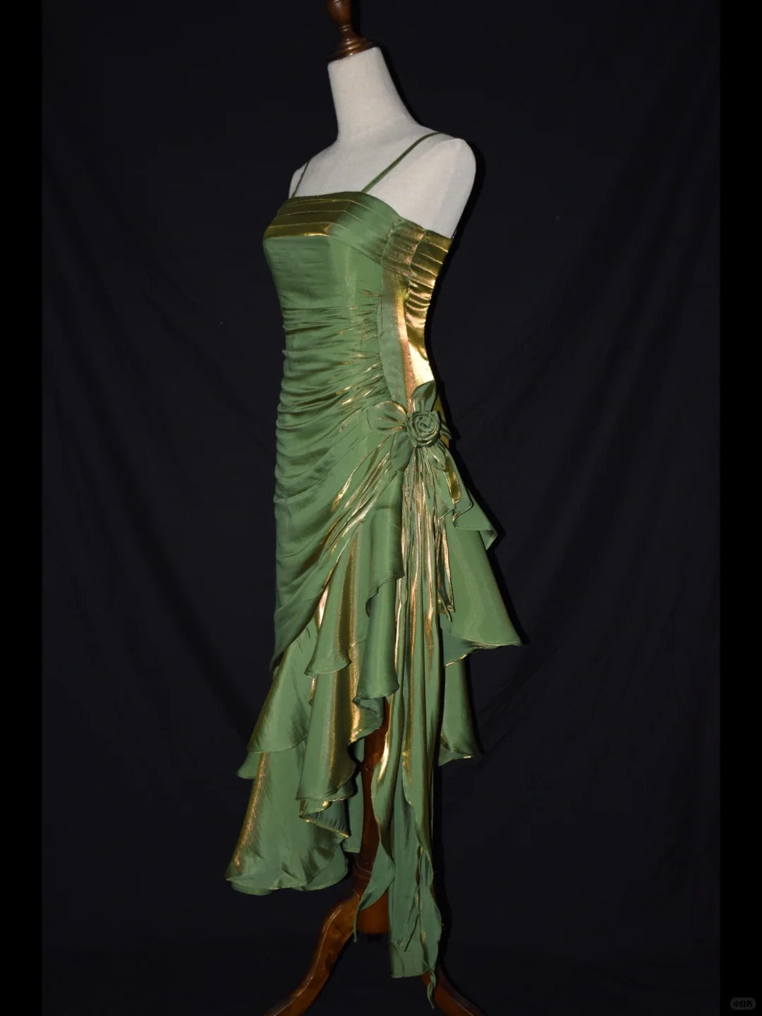 Stunning Prom Dress Spaghetti Straps Pleated Ruffle Birthday Party Dress Evening Dress Cocktail Dress D2806