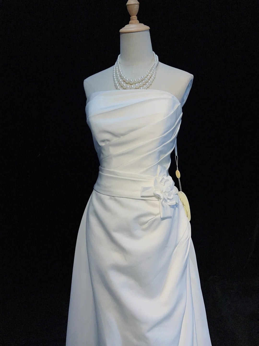 Charming A Line Strapless Pleated Wedding Dress    D2890