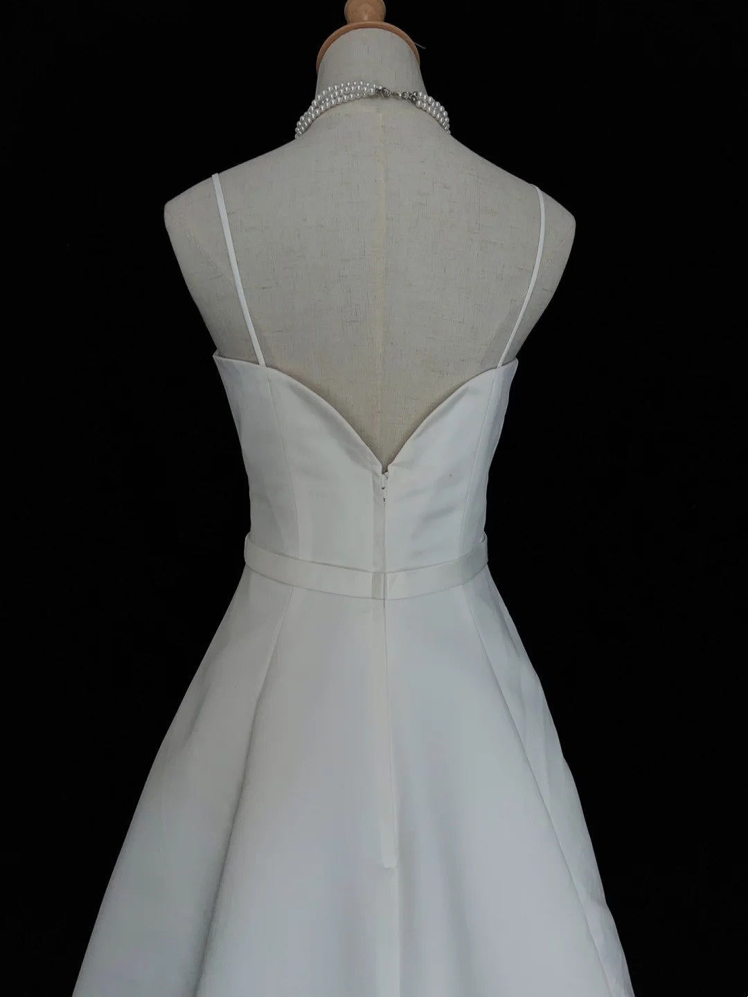 Minimalist A Line Spaghetti Straps Wedding Dress    D2892