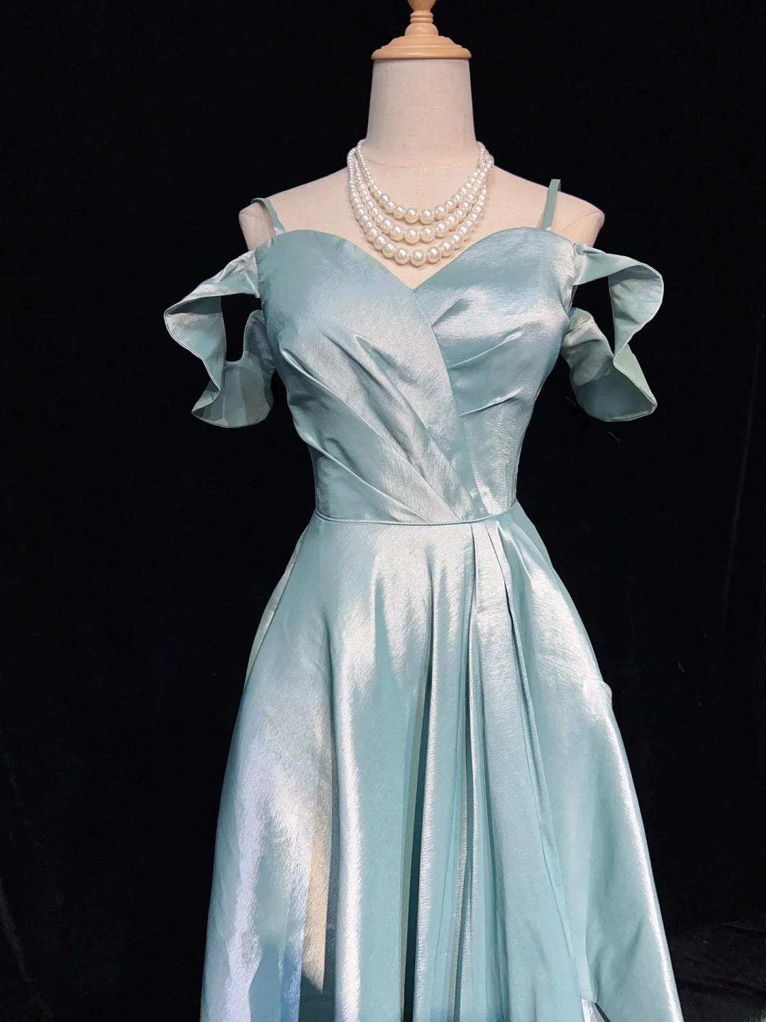 Pretty Prom Dresses Spaghetti Straps Pleated Slit Evening Dress Gala Dress Birthday Dress D2921