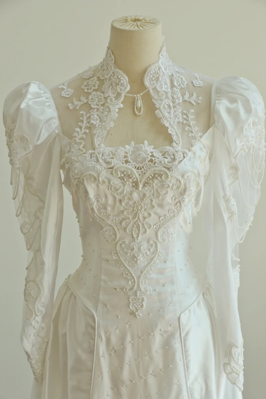 Elegant High Collar Backless Pearl Lace Wedding Dress D3000