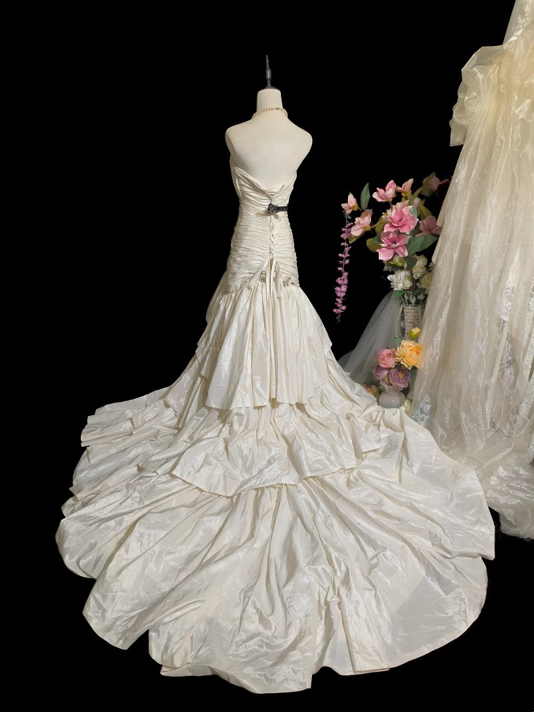 Charming Prom Dress Strapless Pleated Tiered Mermaid Evening Dress Gala Dress D3063