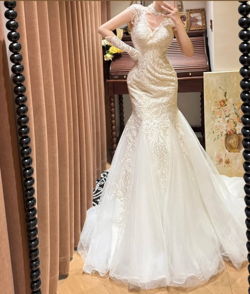 Charming V-neck Tulle Mermaid Wedding Dress D3120
