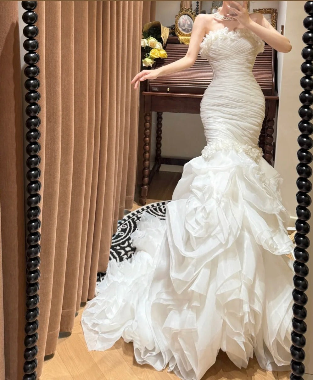 Elegant Strapless Pleated Tiered Mermaid Wedding Dress D3121