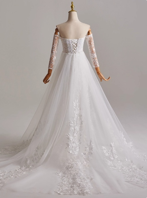 Beauty A-Linie trägerloses Langarm-Brautkleid aus Tüll D3163