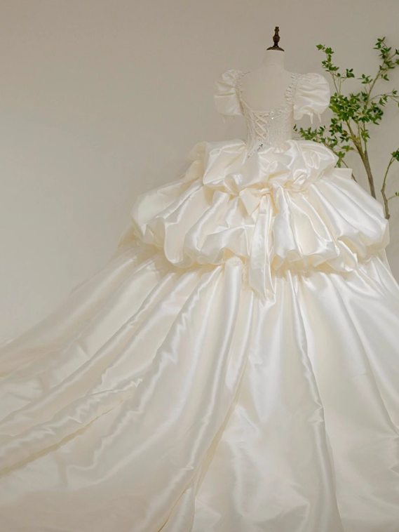 Superbe robe de mariée plissée en cœur D3185