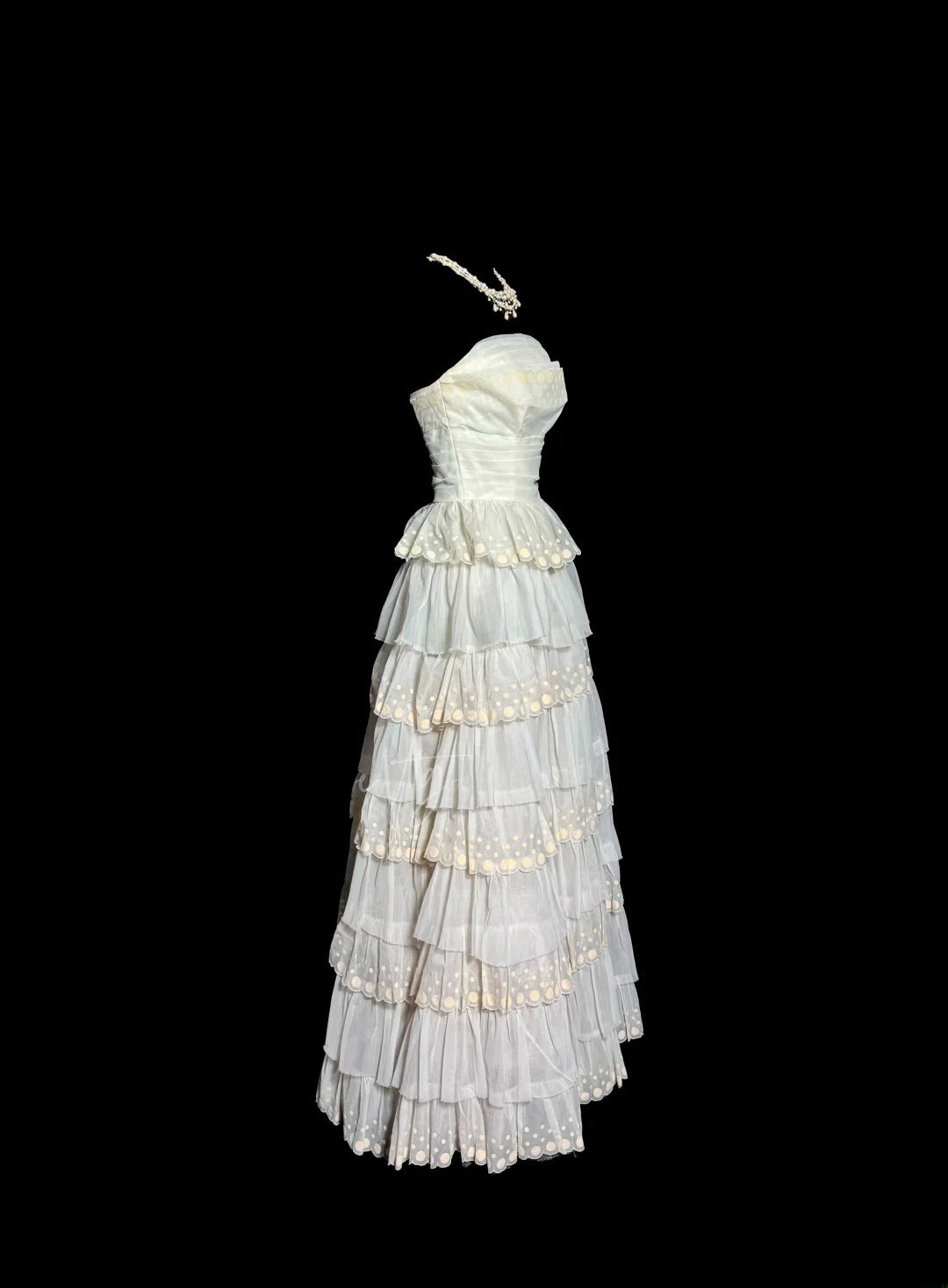 Beauty Wedding Dress A Line Strapless Pleated Tiered Wedding Dress D3217