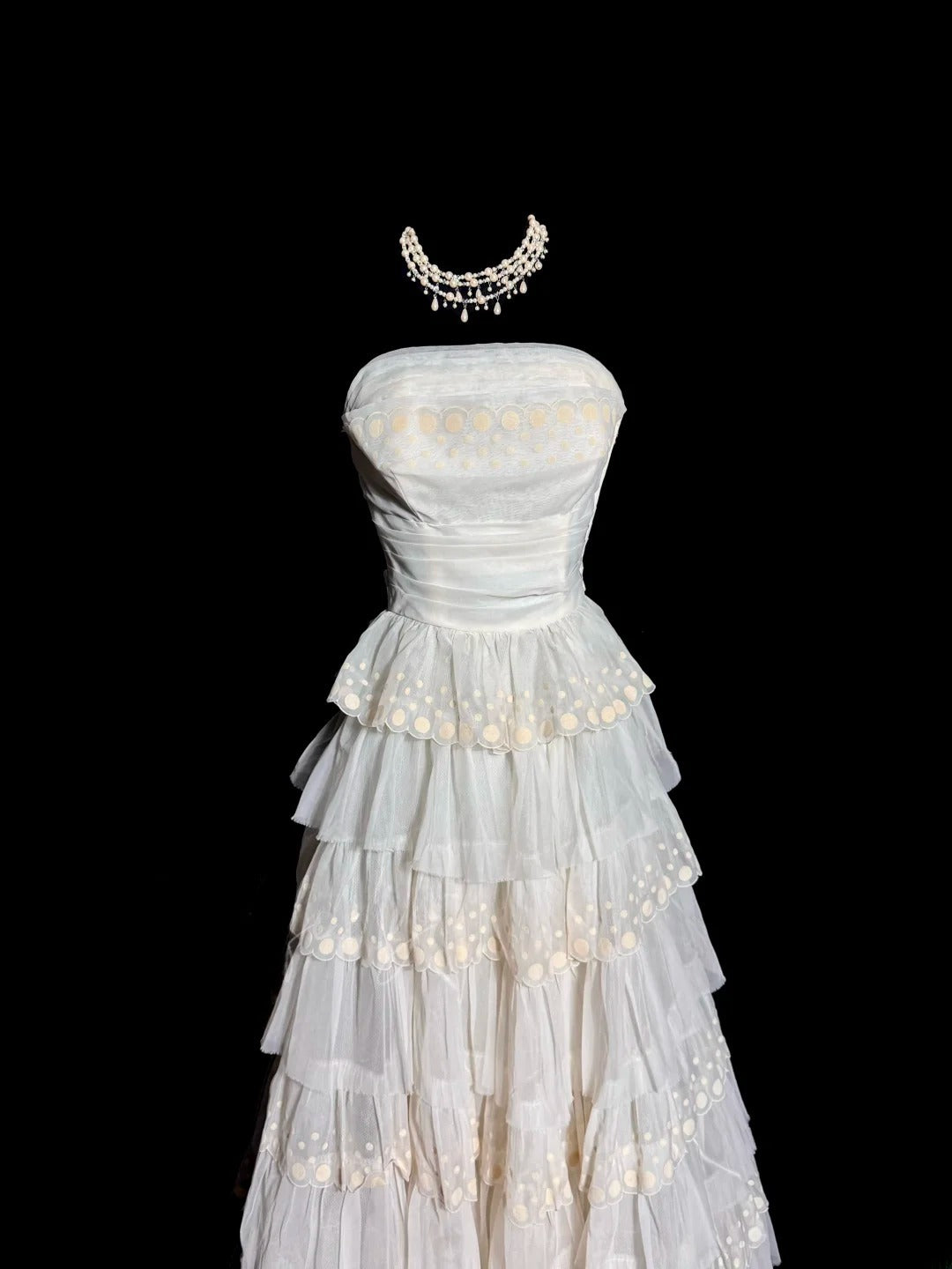 Beauty Wedding Dress A Line Strapless Pleated Tiered Wedding Dress D3217