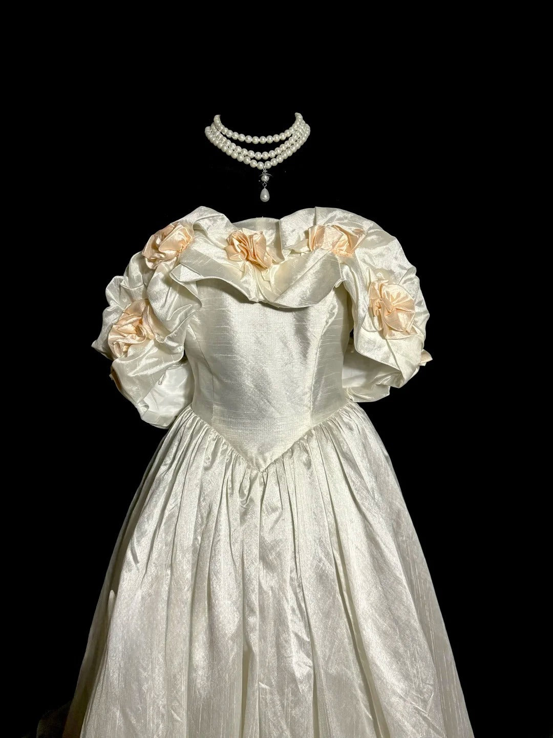 Charming Wedding Dress A Line Off Shoulder Flower Pleated Wedding Dress D3223