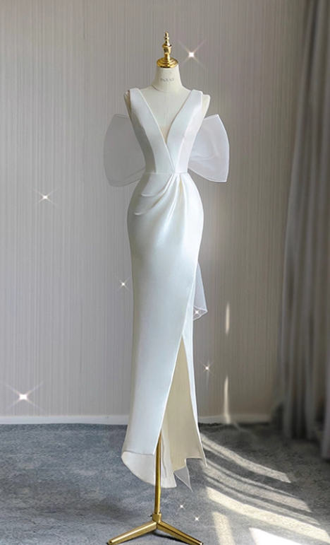 Minimalist Wedding Dress V-neck Pleated Slit Wedding Dress D3262