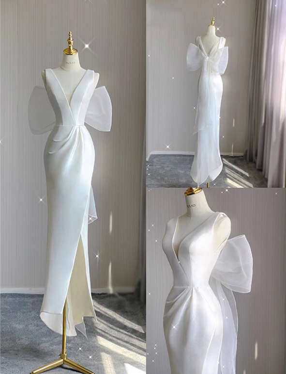 Minimalist Wedding Dress V-neck Pleated Slit Wedding Dress D3262