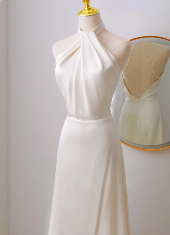 Elegant Wedding Dress A Line Halter Wedding Dress D3264
