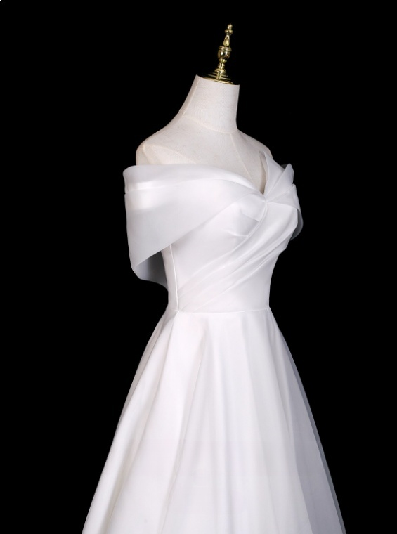Elegant Wedding Dress A Line Off Shoulder Pleated Wedding Dress D3289