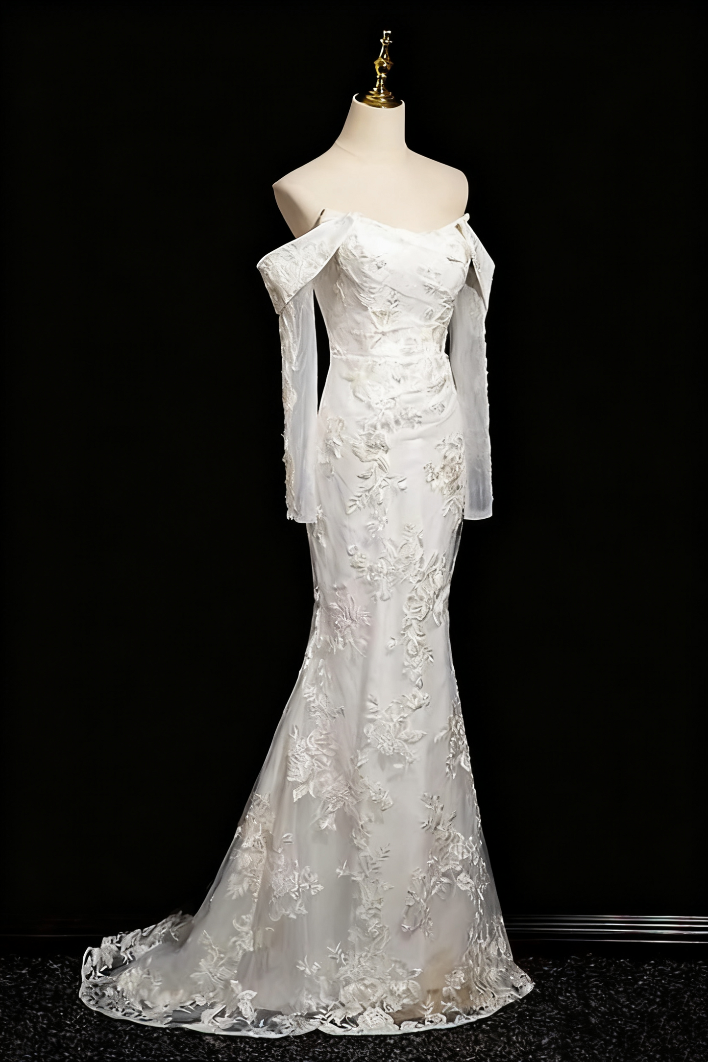 Pretty Wedding Dress Strapless Long Sleeve Mermaid Wedding Dress D3293
