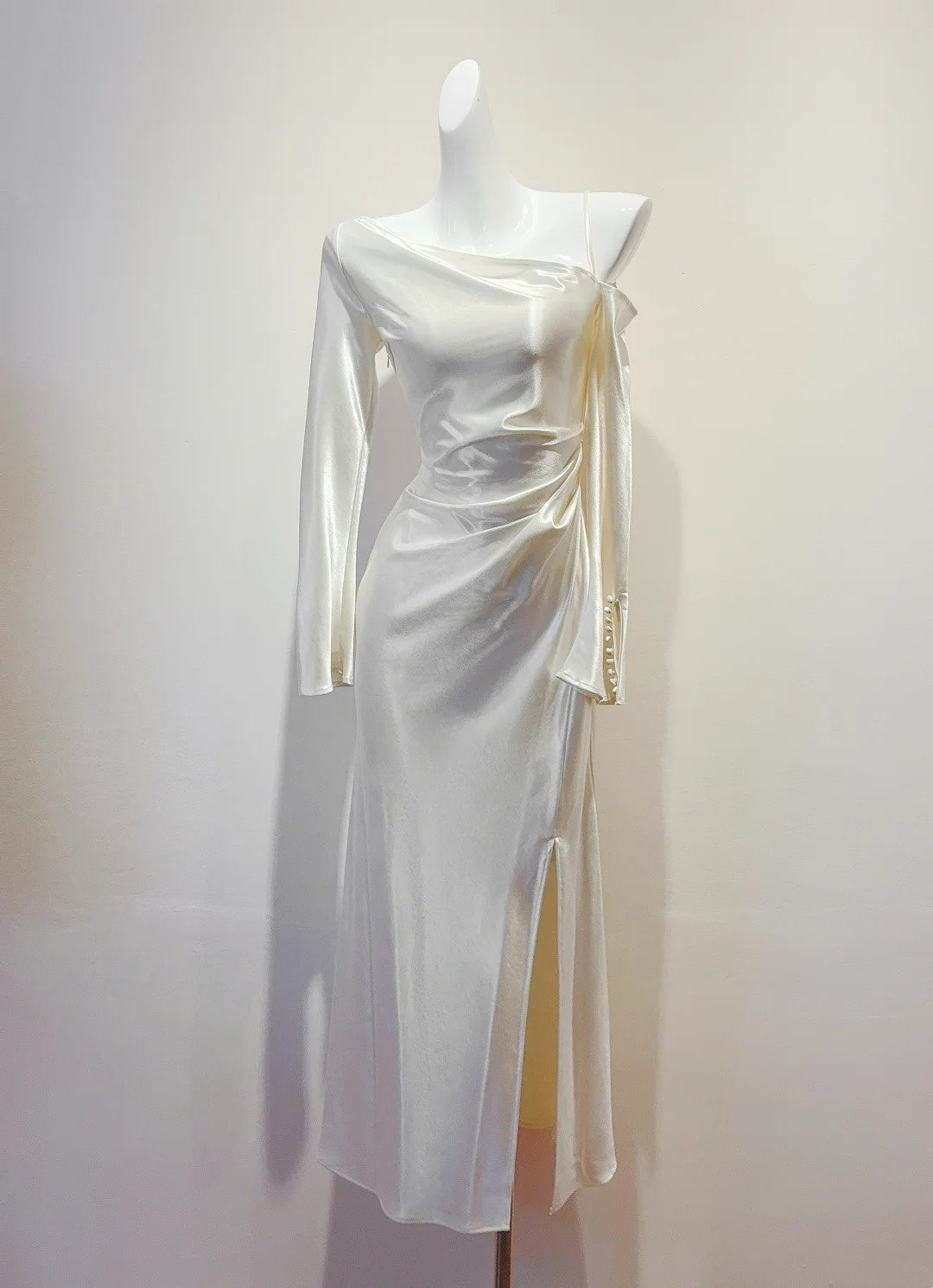 Robe de bal minimaliste asymétrique plissée et fendue, tenue de cocktail pour fête d'anniversaire, D3349