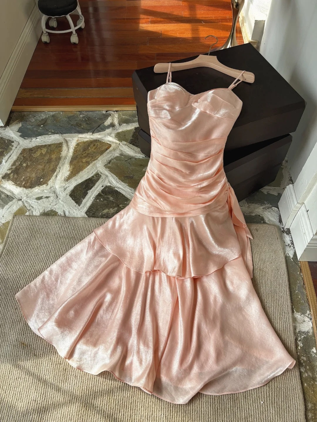 Charmante robe de bal à bretelles spaghetti, plissée et à volants, tenue de cocktail pour fête d'anniversaire D3350