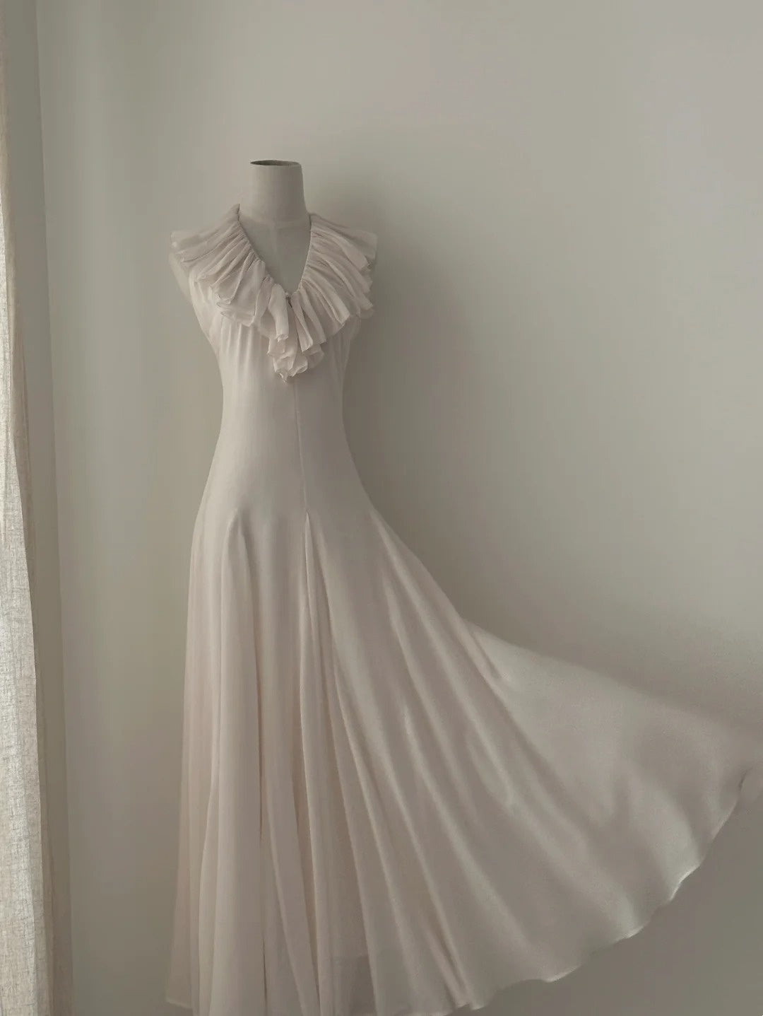 Robe de bal élégante, coupe trapèze, col en V, plissée, robe de soirée, robe de fête d'anniversaire, D3365