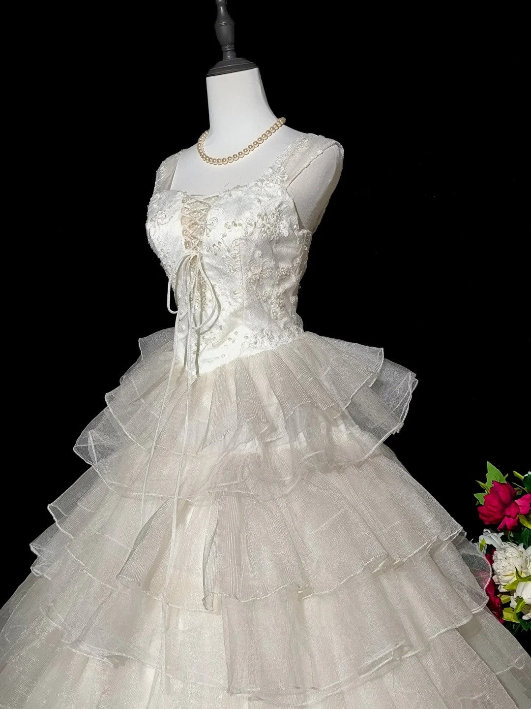 Robe de mariée beauté A-Line, décolleté en cœur, plissée, D3302