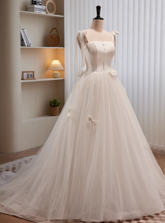 Robe de mariée beauté A-Line, décolleté en cœur, plissée, D3302