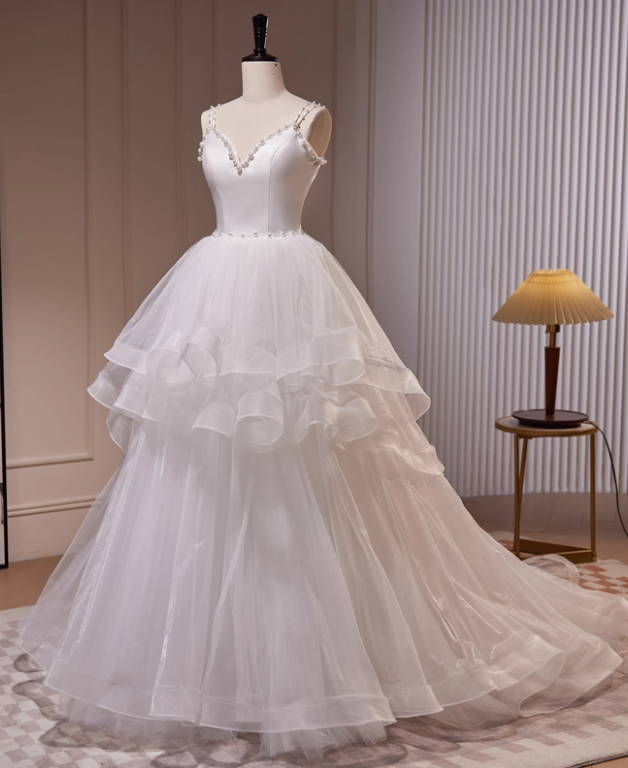 Robe de mariée beauté A-Line, décolleté en cœur, plissée, D3302