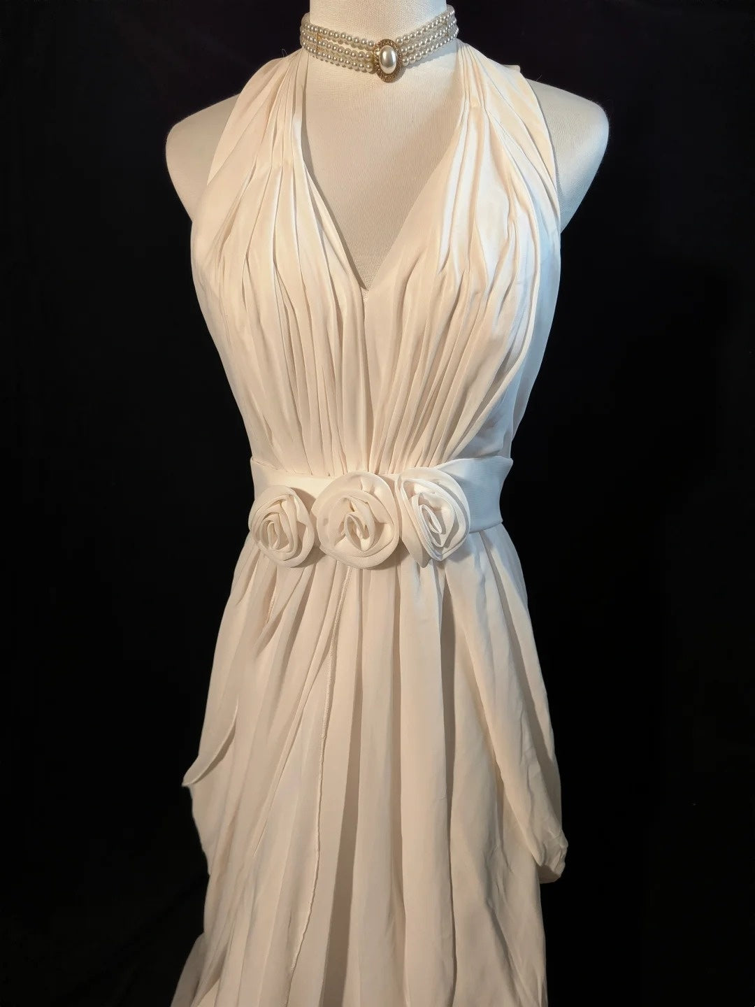 Robe de mariée beauté A-Line, décolleté en cœur, plissée, D3302