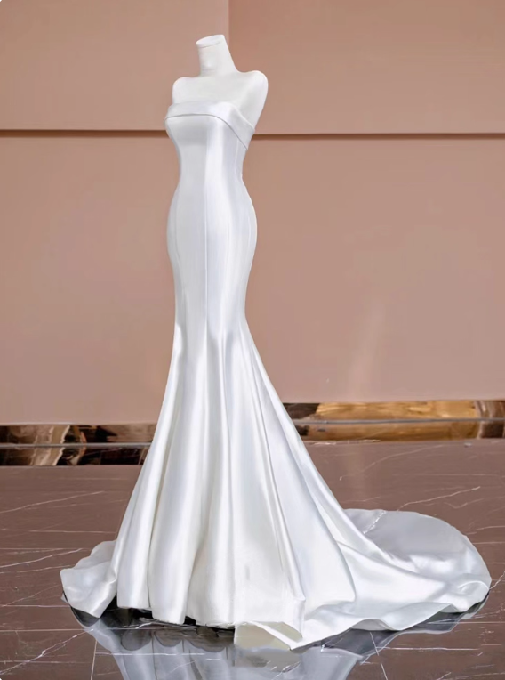 Minimalist Wedding Dress Strapless Pleated Mermaid Wedding Dress D3256