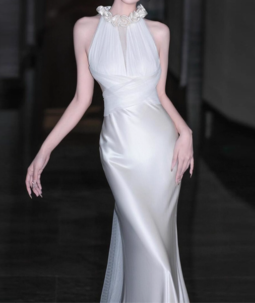 Elegant Wedding Dress Crew Neck Rose Pleated Mermaid Wedding Dress D3257