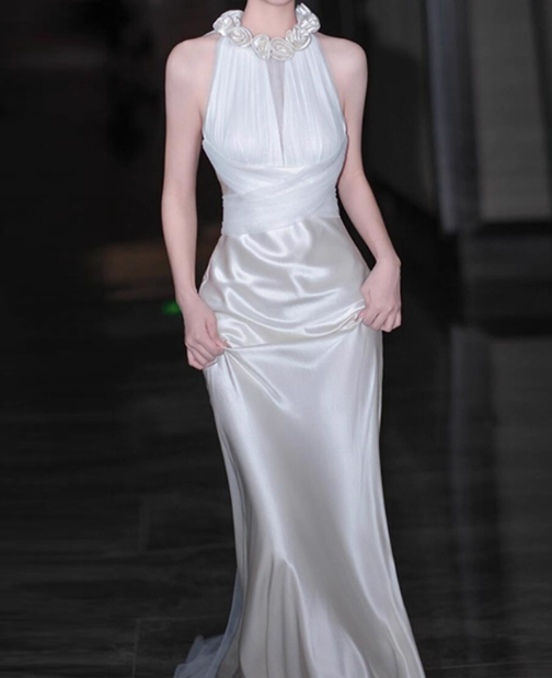Elegant Wedding Dress Crew Neck Rose Pleated Mermaid Wedding Dress D3257