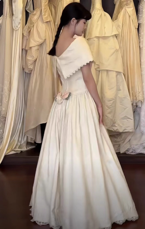 Beauty Brautkleid A-Linie Herzausschnitt Plissee Brautkleid D3302