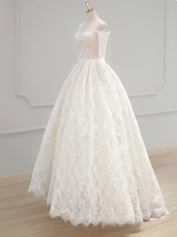 Robe de mariée beauté A-Line, décolleté en cœur, plissée, D3302