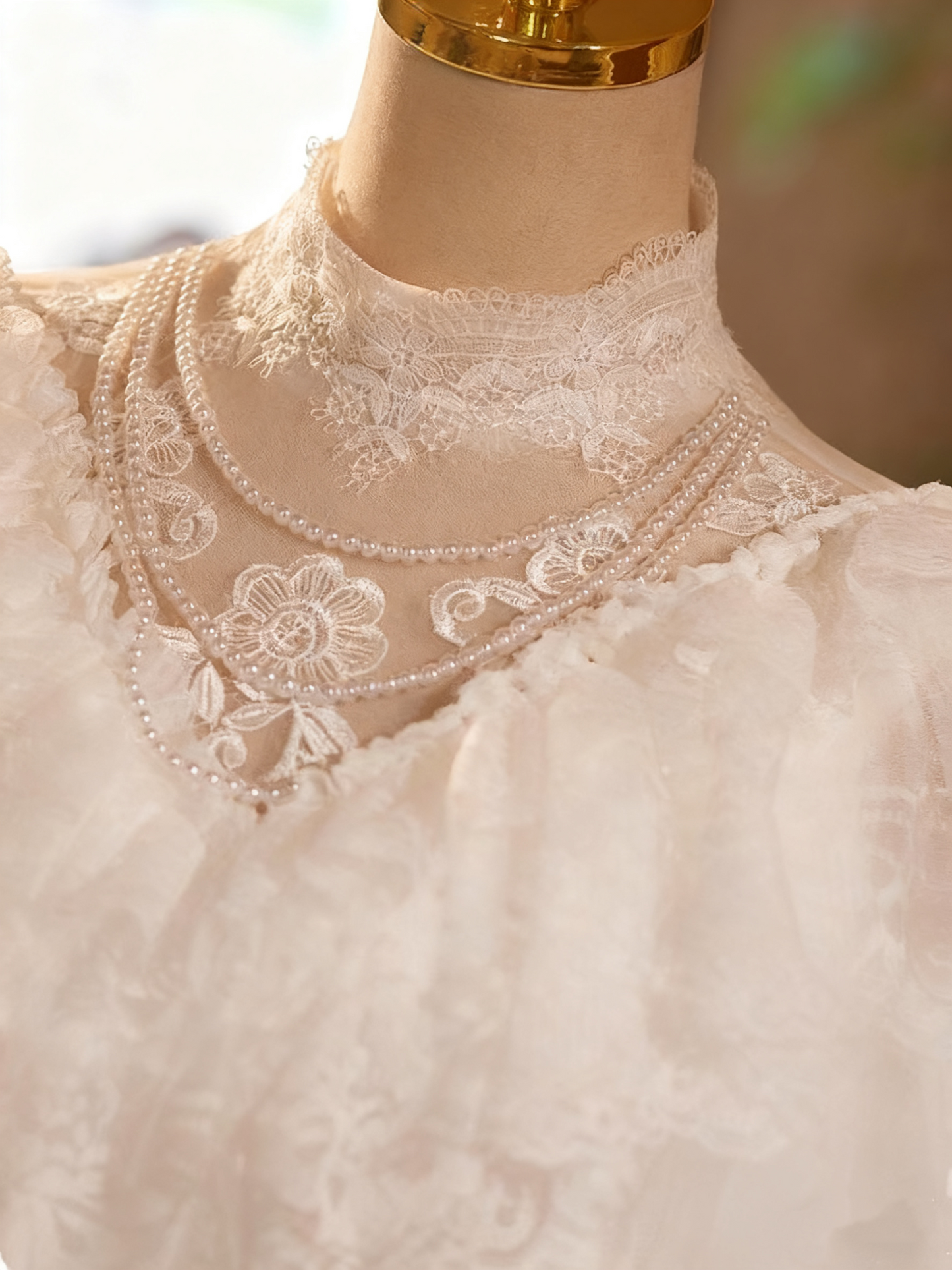 Vintage Wedding Dress High Collar Pleated Lace Wedding Dress D3739