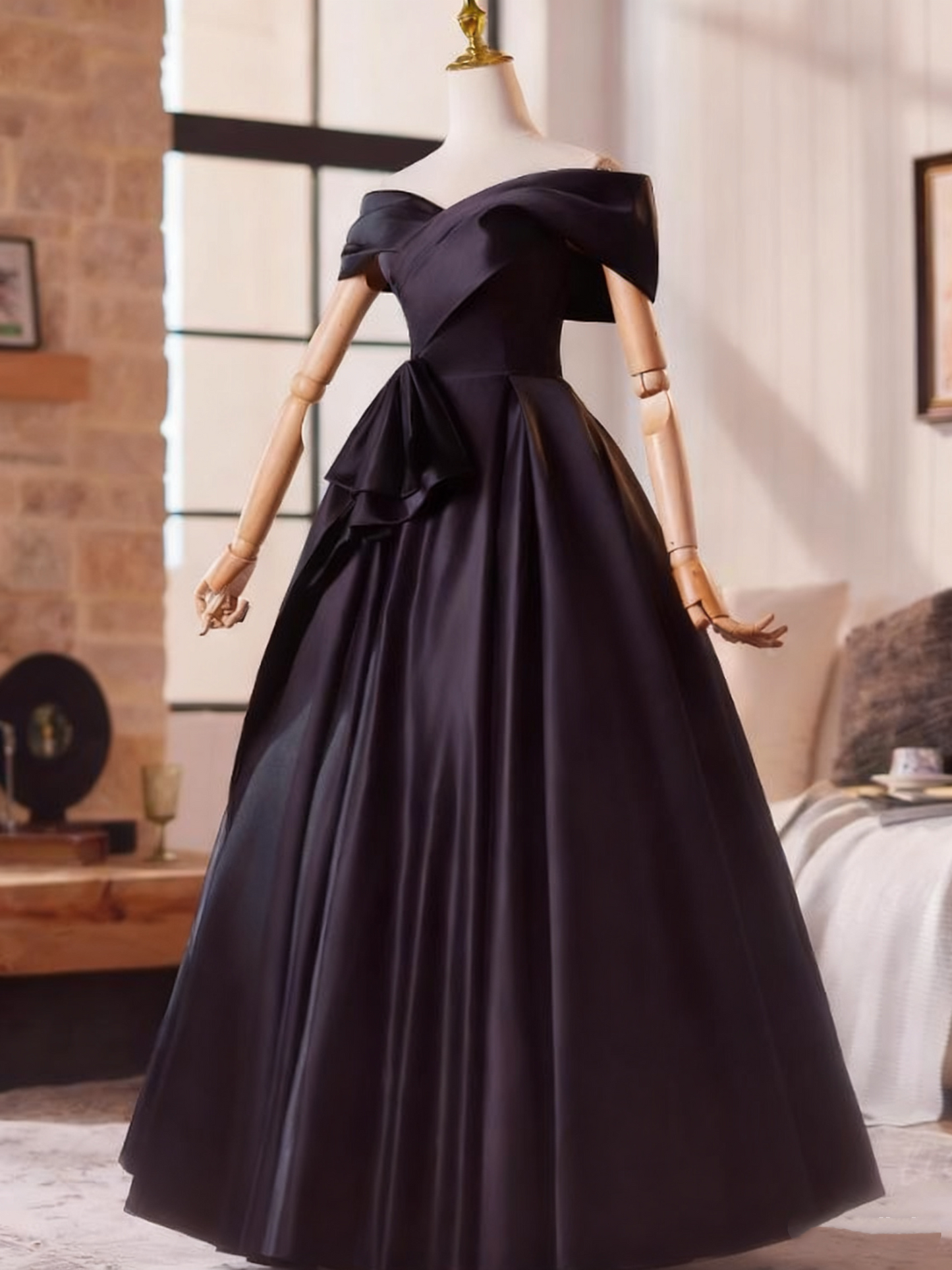 Elegant Prom Dress Black Off Shoulder Pleated Ball Gown Evening Dress D3759