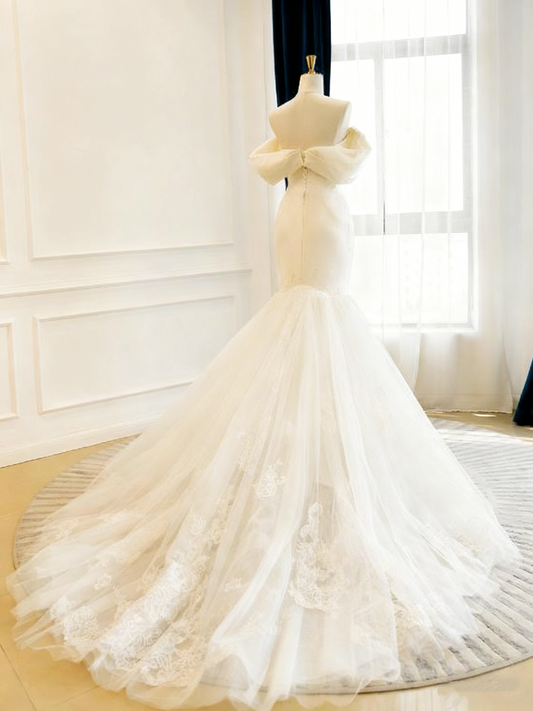 Robe de mariée beauté A-Line, décolleté en cœur, plissée, D3302