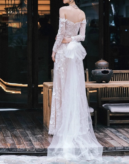 Elegant Wedding Dress Off Shoulder Long Sleeve Wedding Dress D3866