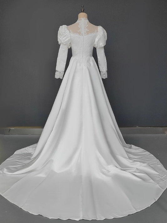 Retro Wedding Dress High Collar Pleated Wedding Dresss D3869