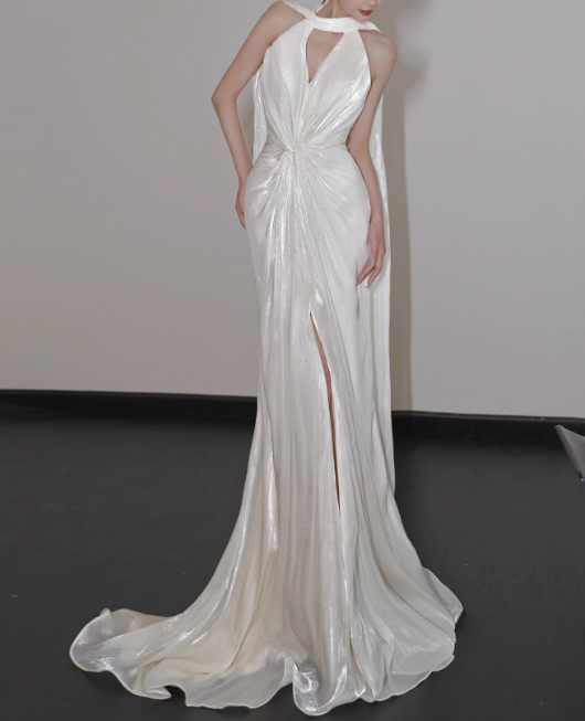 Minimalist Wedding Dress Halter Pleated Mermaid Wedding Dress D3921