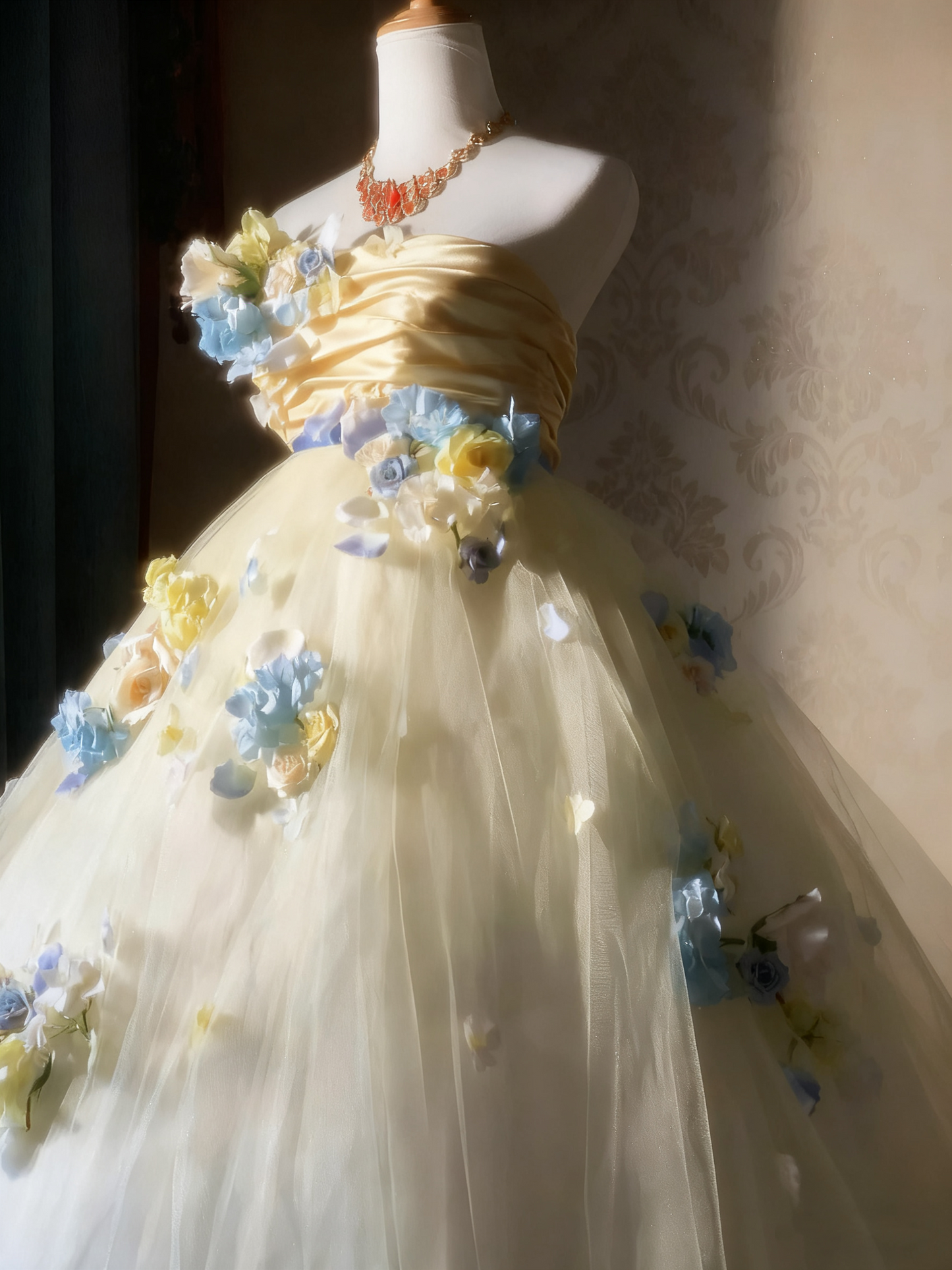 Charming Prom Dress Strapless Floral Tulle Pleated Ball Gown Evening Dress Sweet 16 Dress D3926