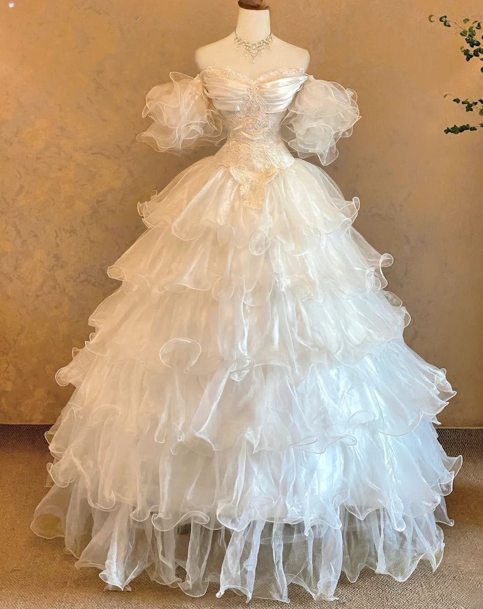 New Arrival Wedding Dress Off Shoulder Ruffle Tiered Wedding Dress D3949