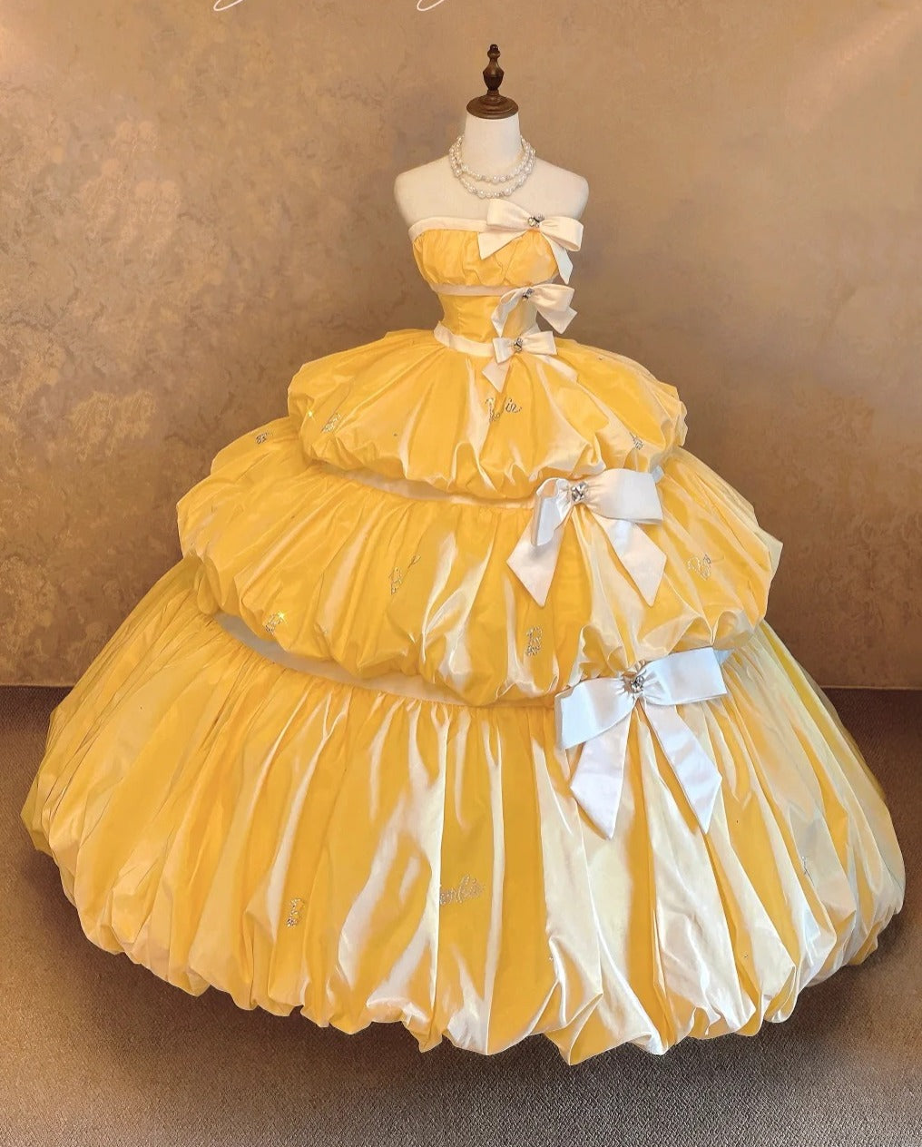 Popular Prom Dress Strapless Pleated Ball Gown Evening Dres Sweet 16 Dress D3950