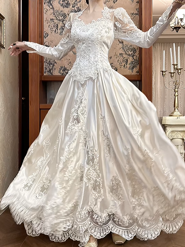 Vintage Wedding Dress Sweetheart Pleated Wedding Dress D3978