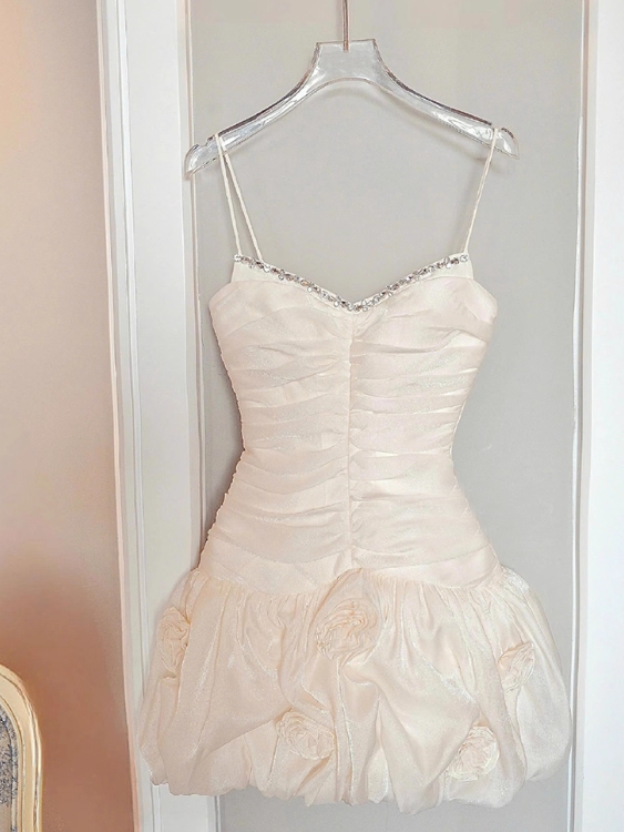 Robe de soirée courte plissée à bretelles spaghetti, tenue de soirée d'anniversaire, robe de cocktail D3339