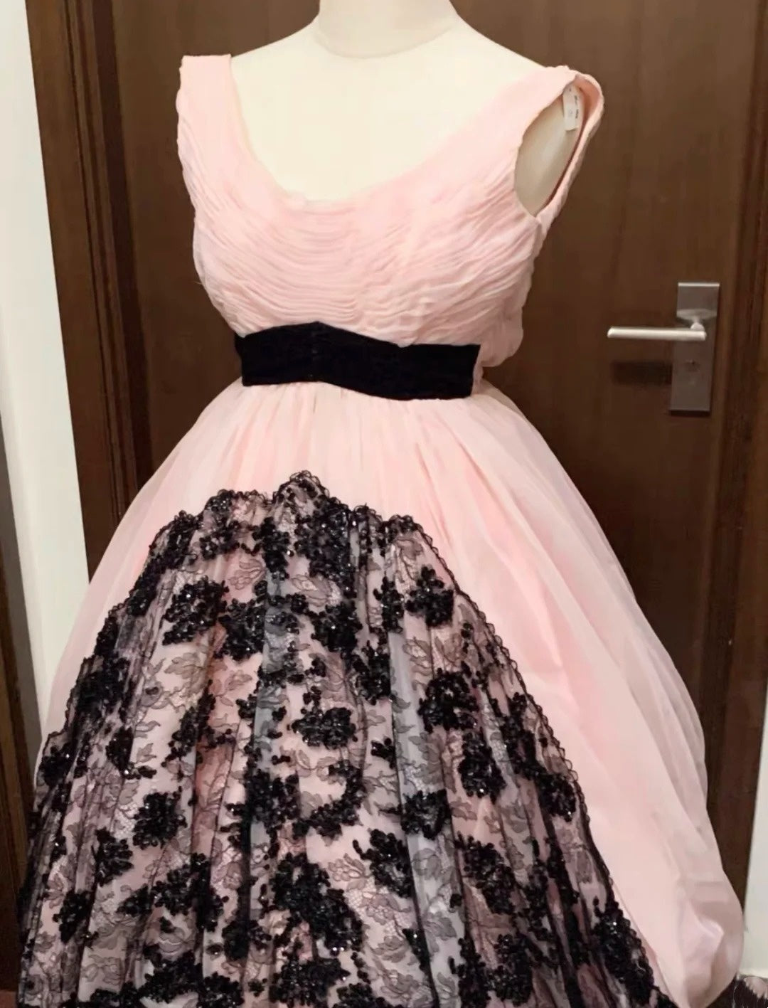 Robe de soirée courte plissée à bretelles spaghetti, tenue de soirée d'anniversaire, robe de cocktail D3339