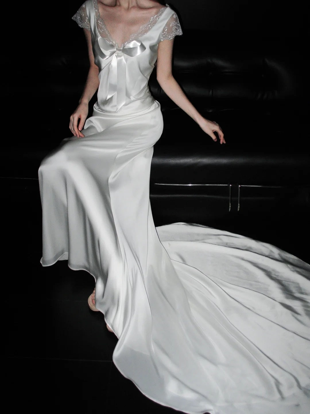 Popular Wedding Dress V-neck Lace Wedding Dress D4079