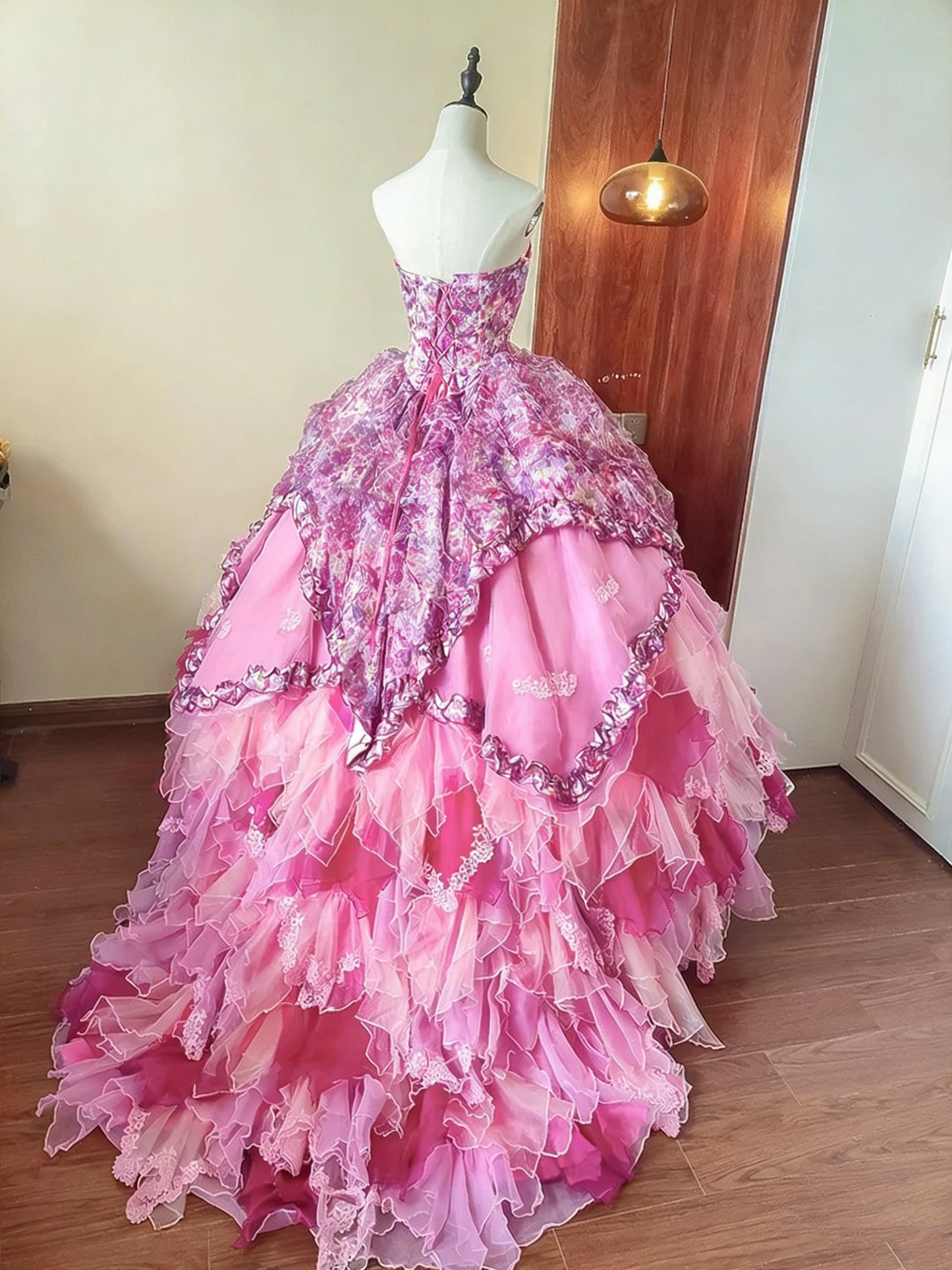 Stunning Prom Dress Strapless Print Pleated Tiered Ball Gown Evening Dress Quinceanera Dress Birthday Party Dress D4100