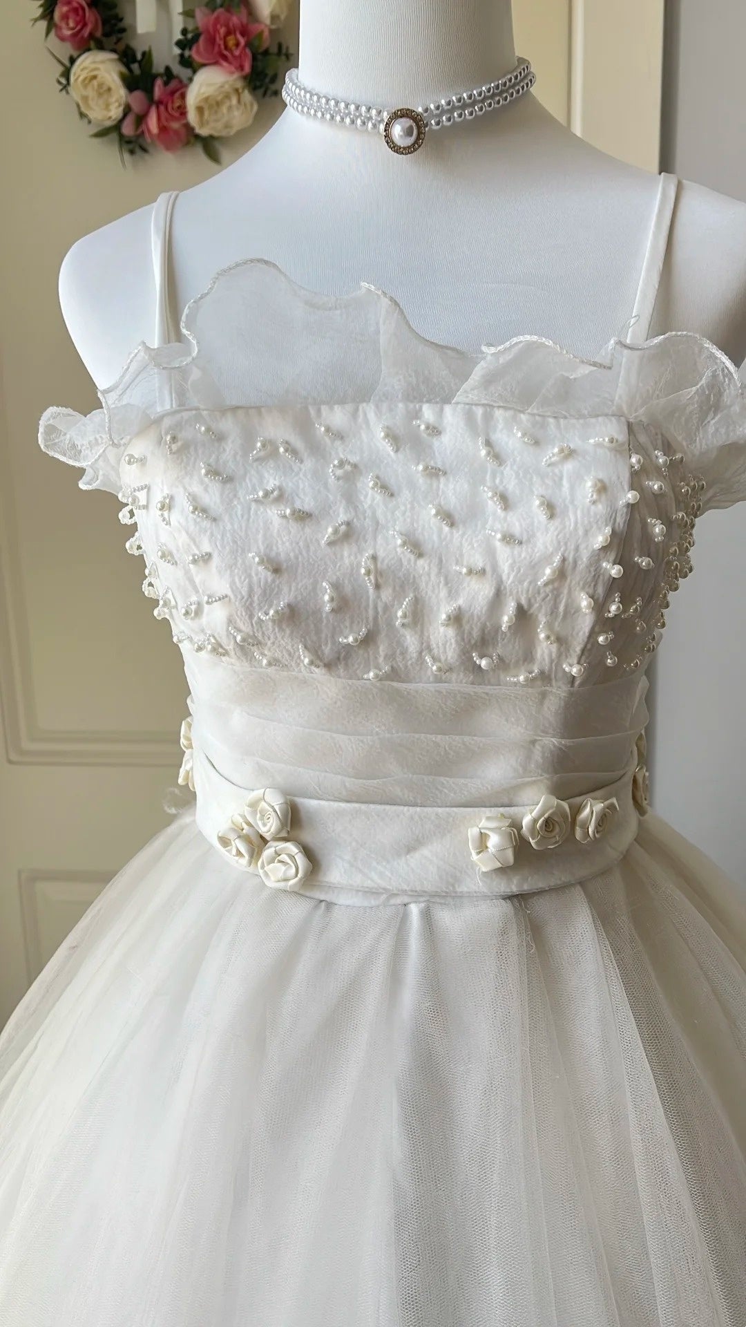 Retro Wedding Dress Spaghetti Straps Pleated Tulle Wedding Dress D4145