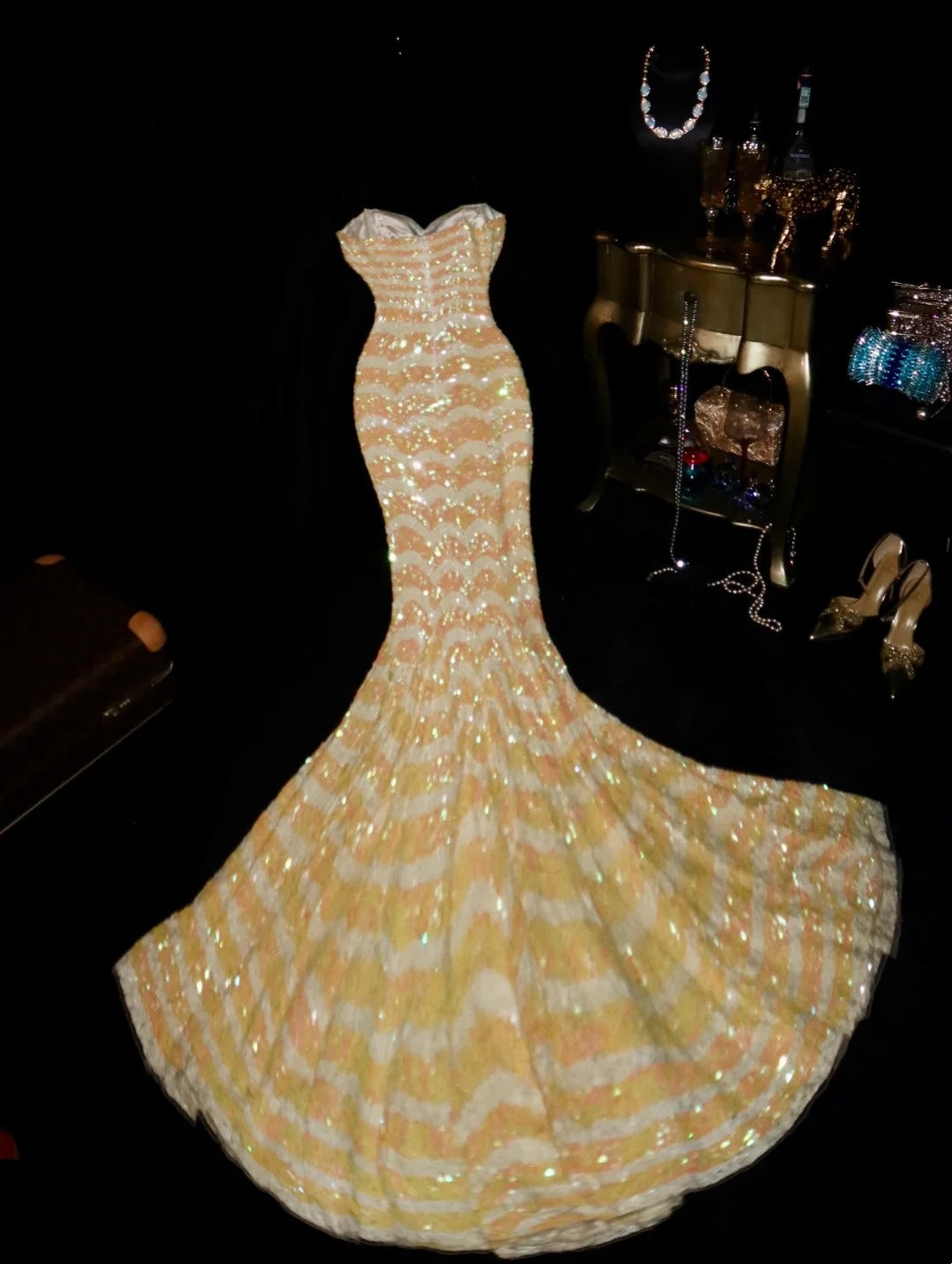 Glänzendes Ballkleid mit herzförmigem Pailletten-Meerjungfrauen-Abendkleid, Galakleid, Geburtstagspartykleid, D3415