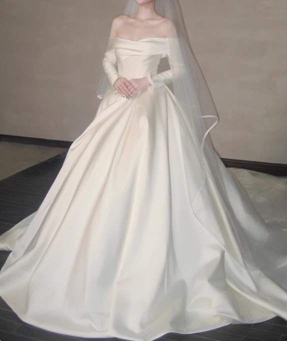 Beauty Brautkleid A-Linie Herzausschnitt Plissee Brautkleid D3302