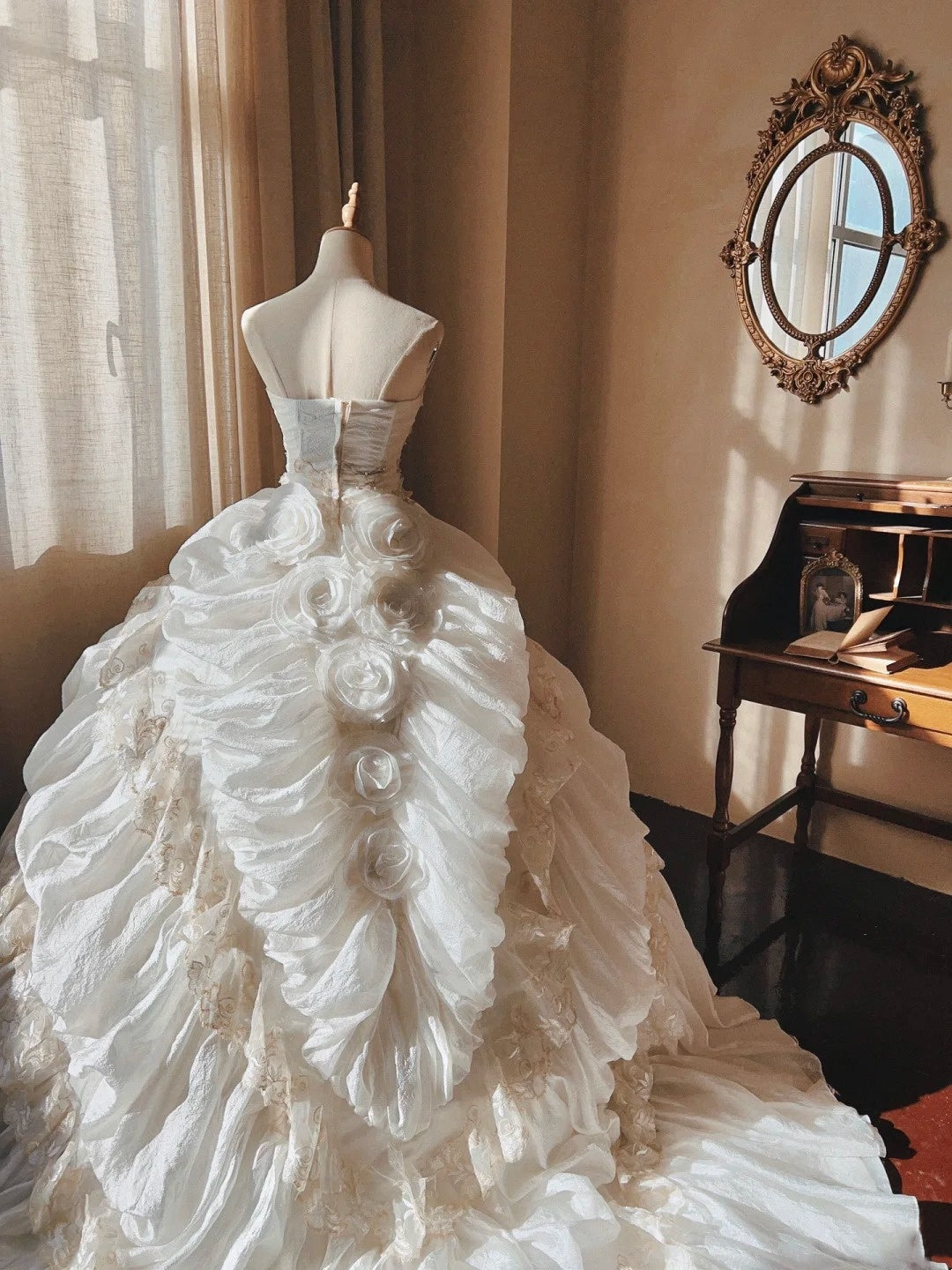 Charming Wedding Dress Strapless Pleated Wedding Dress D4348