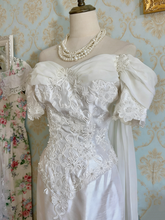 Vintage Wedding Dress Off Shoulder Pleated Wedding Dress D4472